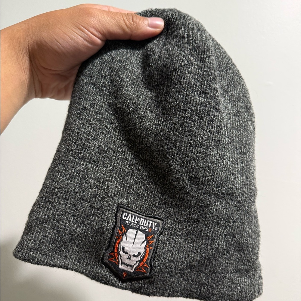 Vintage Gray Knit Beanie with Call of Duty Patch